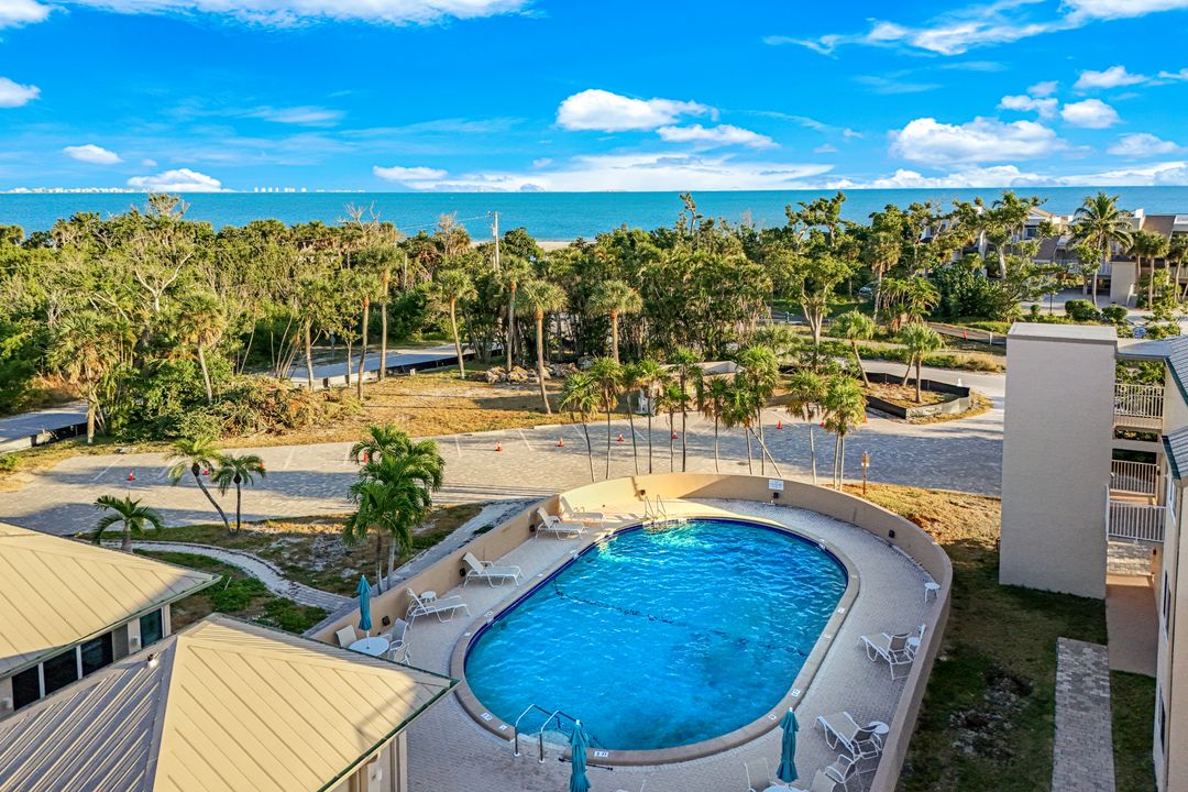 200 Periwinkle Way #214, Sanibel, FL 33957