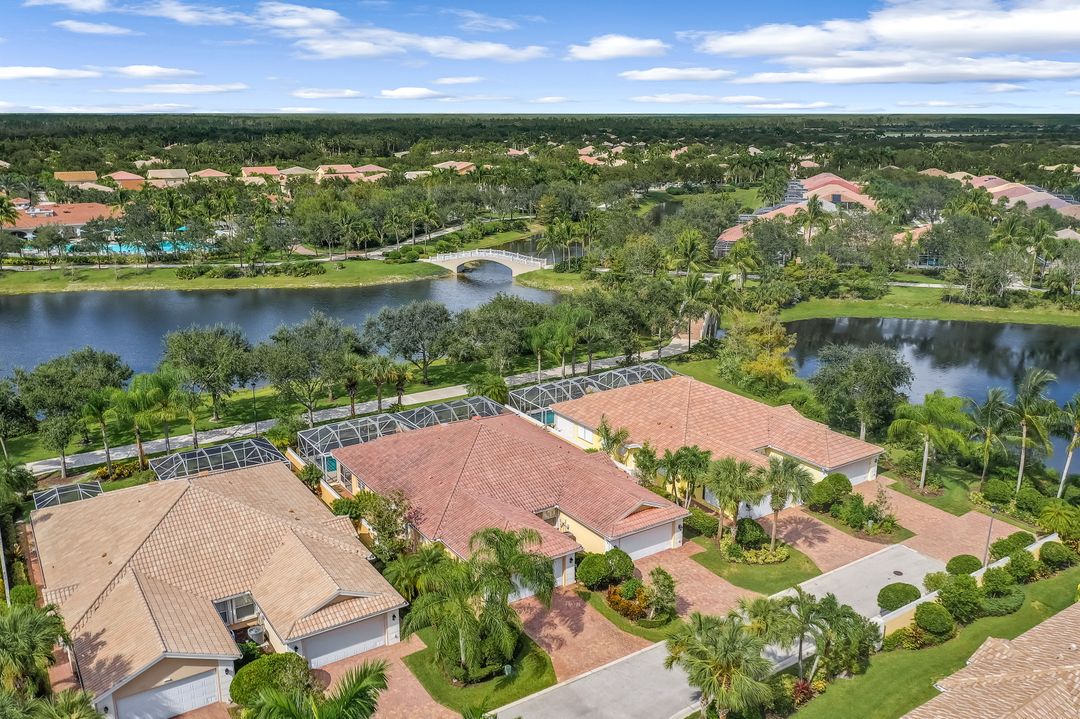 28827 Vermillion Ln, Bonita Springs, FL 34135