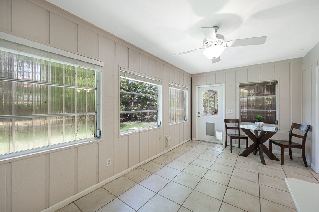 9863 Kentucky St, Bonita Springs, FL 34135