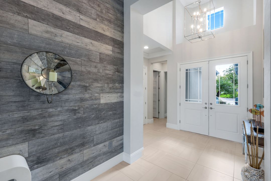 5798 Anegada Dr, Naples, FL 34113