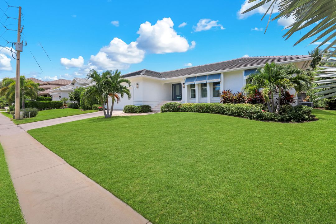 641 Hernando Dr, Marco Island, FL 34145