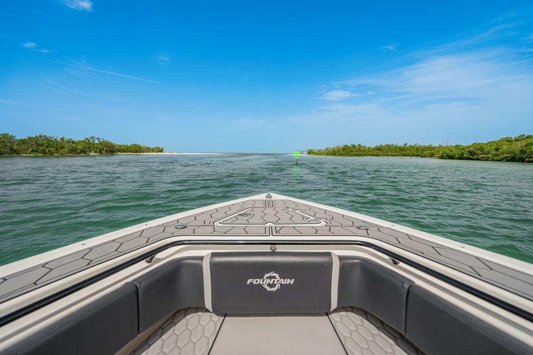445 Dockside Dr, Naples, FL 34110