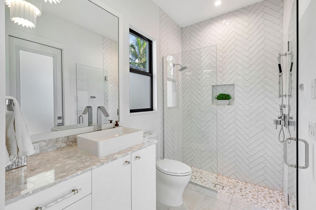 3124 Livorno Lane, Naples, FL 34110