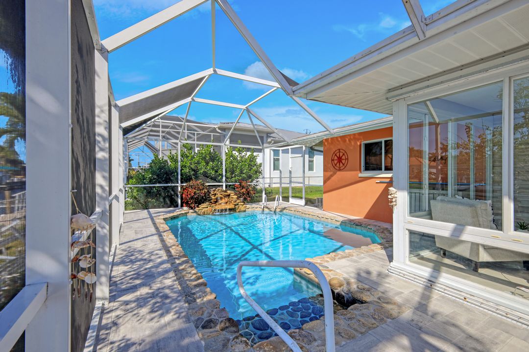 120 SW 54th St, Cape Coral, FL 33914