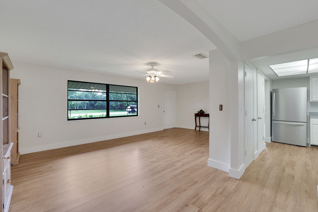 4925 Molokai Dr #16, Naples, FL 34112