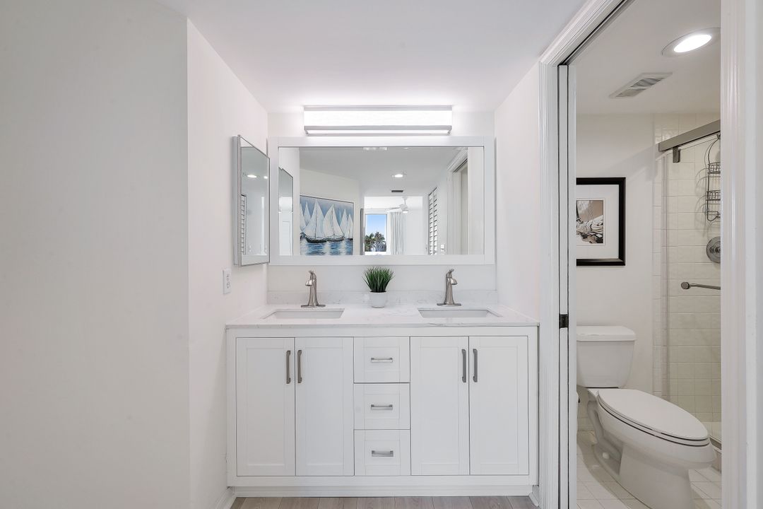 50 Seagate Dr #203, Naples, FL 34103