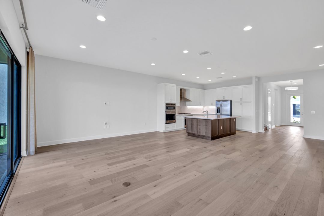 12704 Caballo Ct, Estero, FL 33928