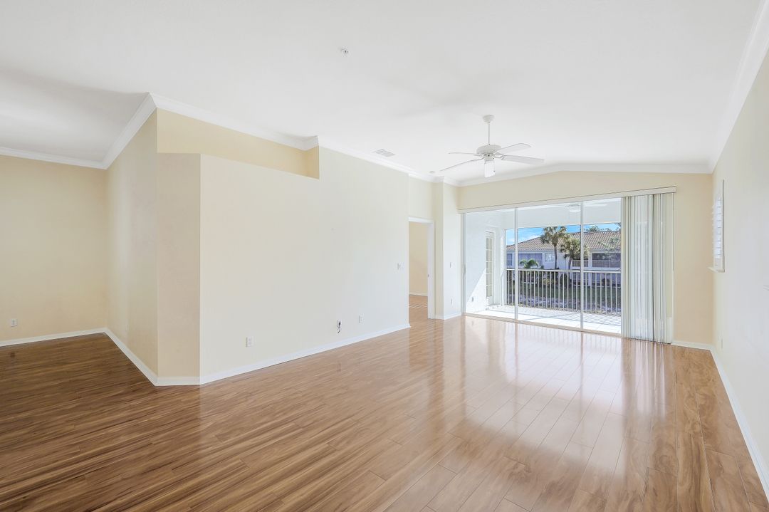 6808 Satinleaf Rd S #204, Naples, FL 34109