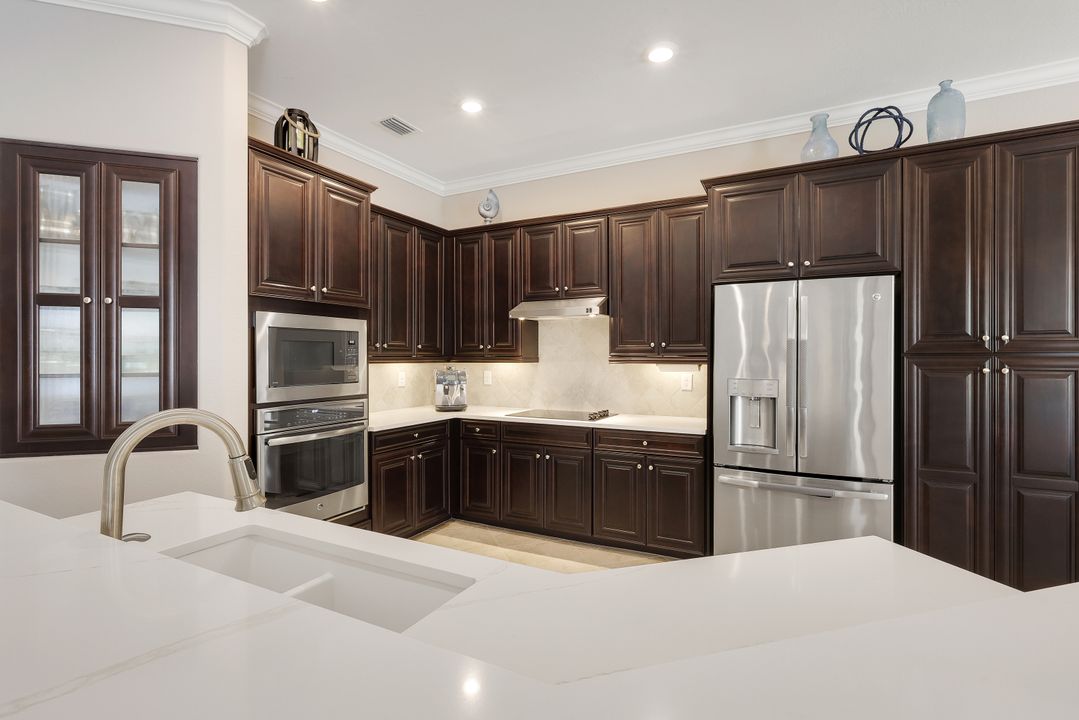 28112 Kerry Ct, Bonita Springs, FL 34135