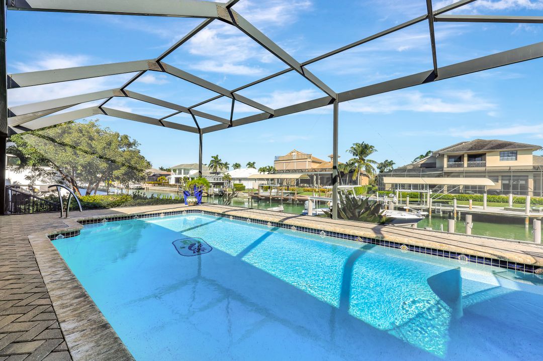 911 Giralda Ct, Marco Island, FL 34145