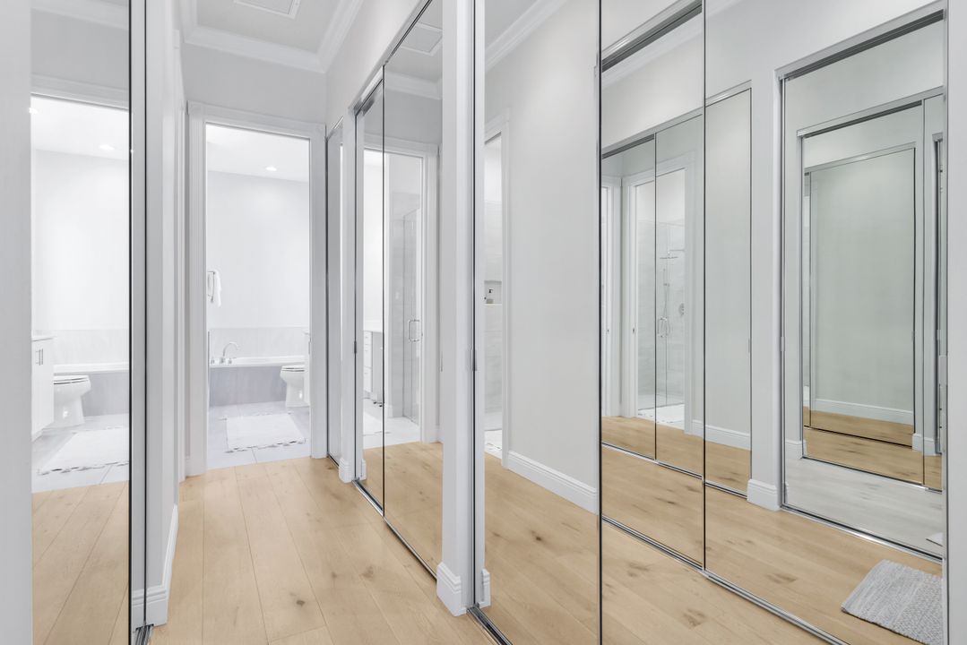 7063 Toscana Ct, Naples, FL 34114