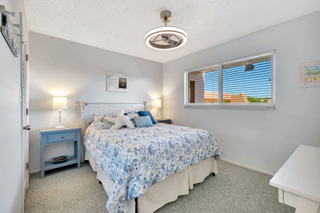 170 Turtle Lake Ct #304, Naples, FL 34105