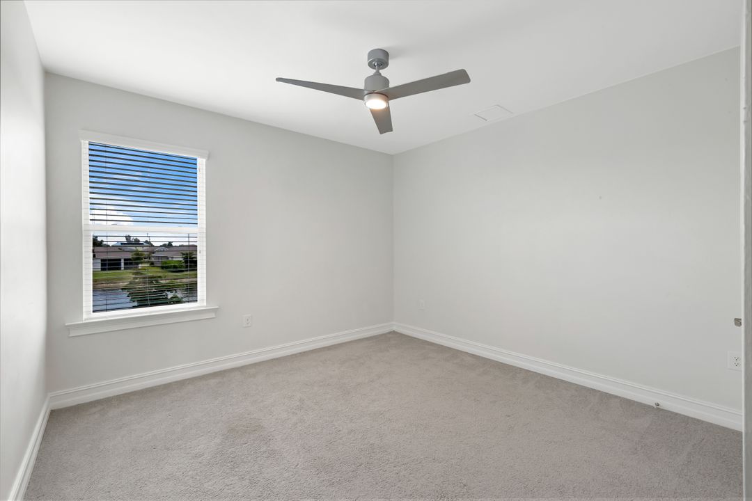 421 Coral Reef Pl, Cape Coral, FL 33993