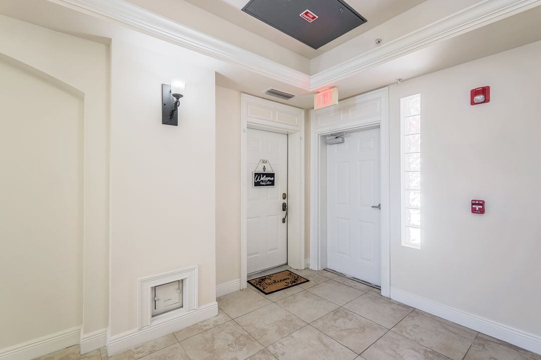 3948 Pomodoro Cir #304, Cape Coral, FL 33909