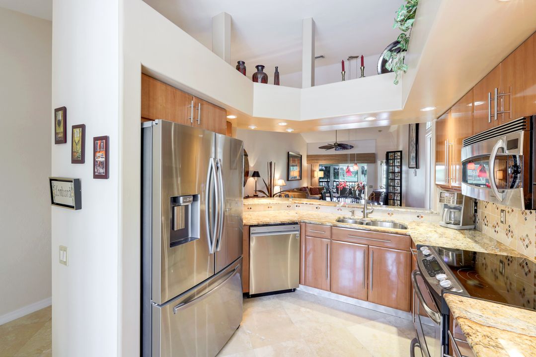 28080 Cavendish Ct #2008, Bonita Springs, FL 34135