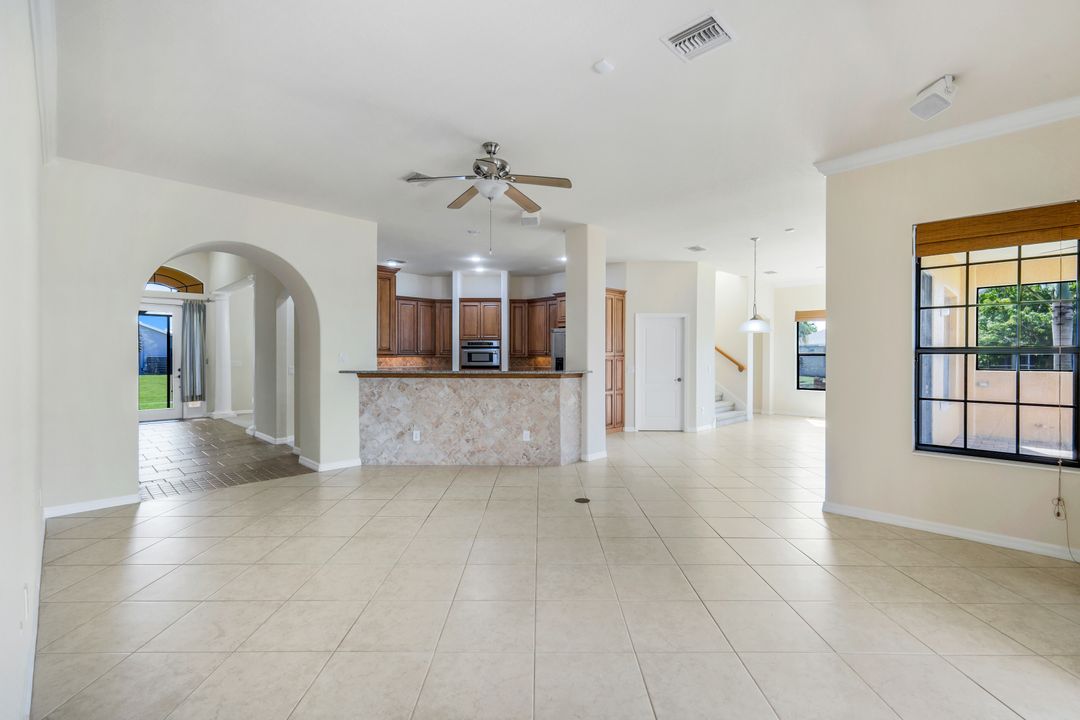 2832 SW 17th Ave, Cape Coral, FL 33914