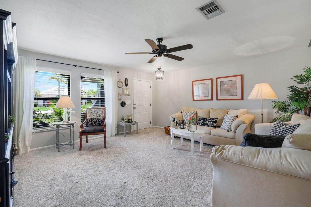 622 SW 22nd Terrace, Cape Coral, FL 33991