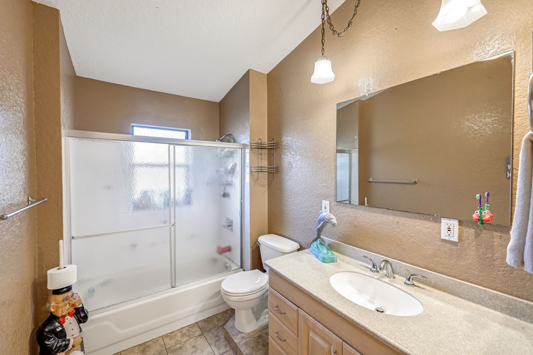 16321 Slater Rd, North Fort Myers, FL 33917