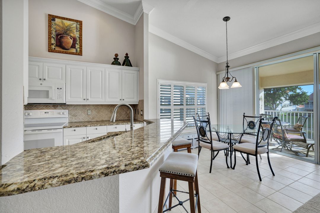 5250 Birmingham Dr #201, Naples, FL 34110