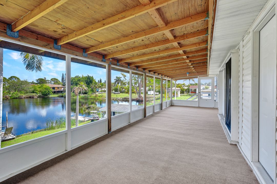 3940 Bennett Ln, Bonita Springs, FL 34134