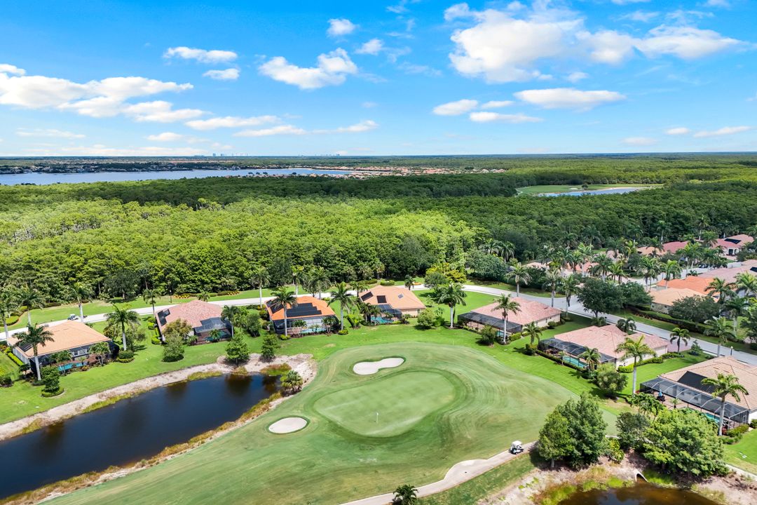 10026 Lions Bay Ct, Naples, FL 34120