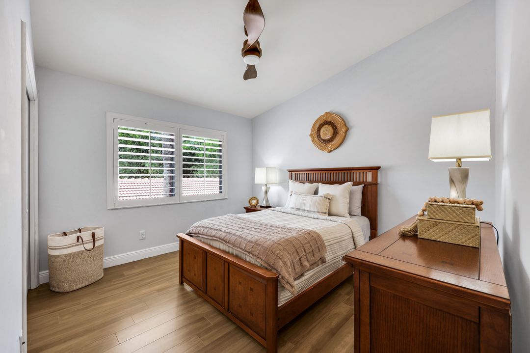 6720 Beach Resort Dr #10, Naples, FL 34114