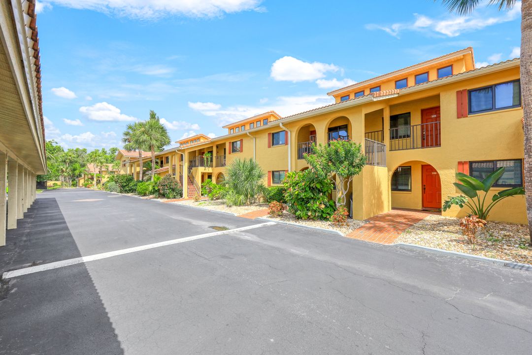 9871 Citadel Ln #206, Bonita Springs, FL 34135