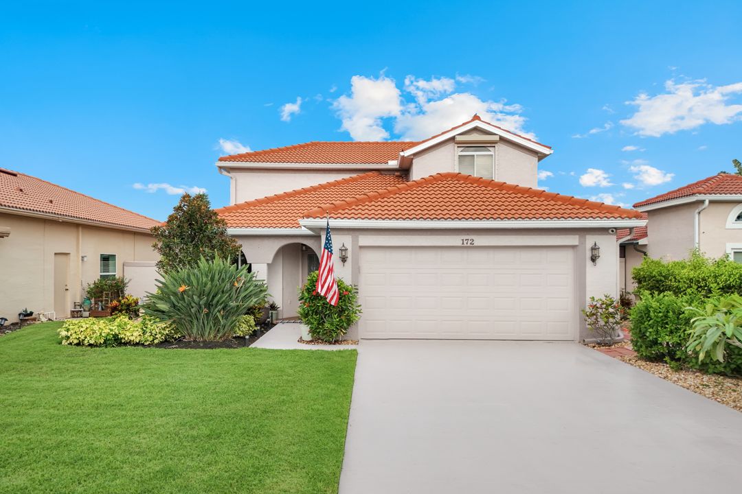 172 Sabal Lake Dr, Naples, FL 34104