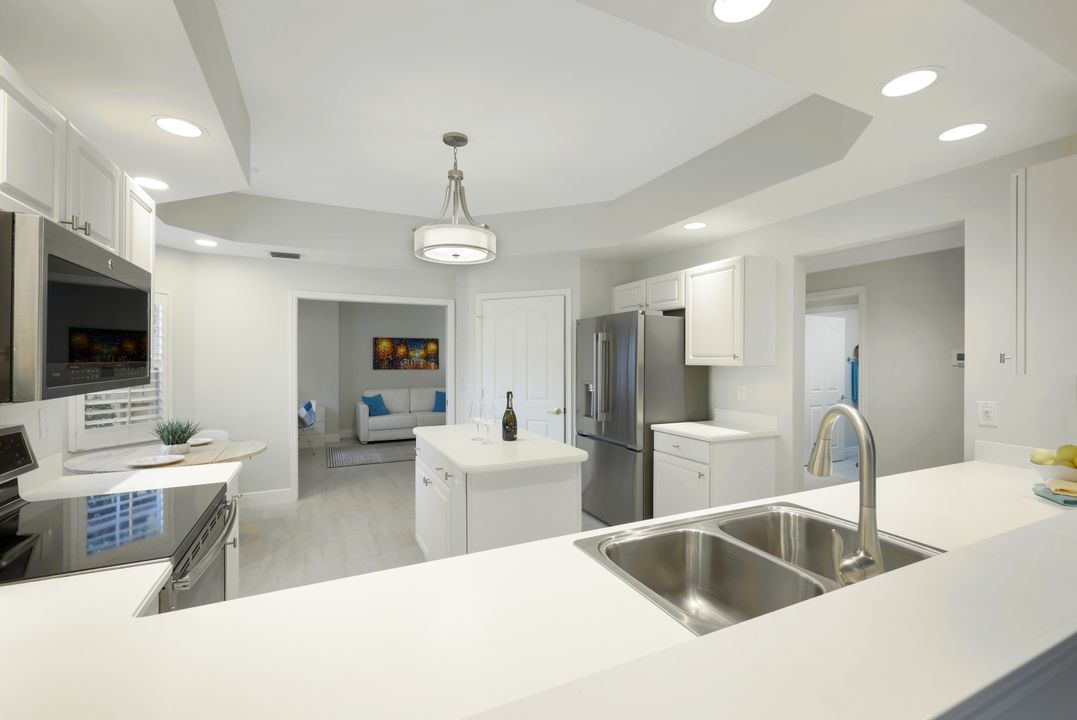 6240 Reserve Cir #802, Naples, FL 34119