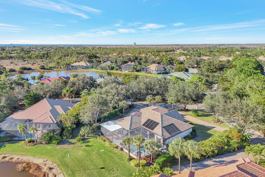 3601 Glenwater Ln, Bonita Springs, FL 34134