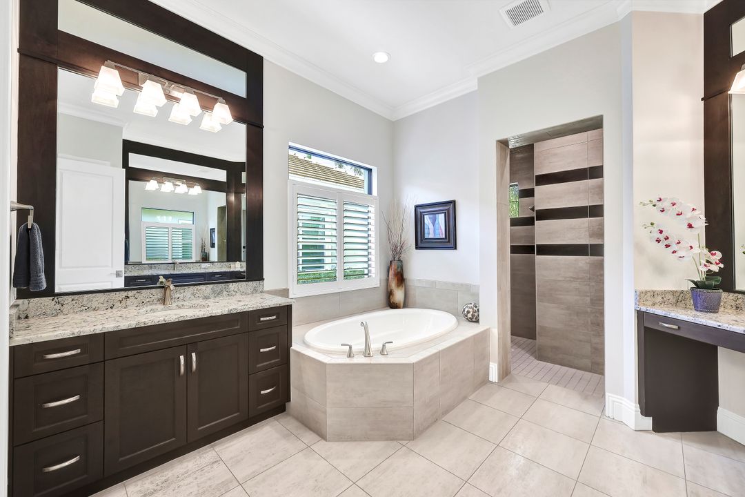 11868 Via Salerno Way, Miromar Lakes, FL 33913