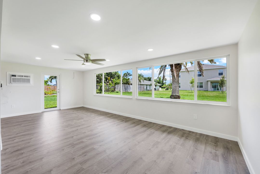 1202 SE 14th Terrace, Cape Coral, FL 33990