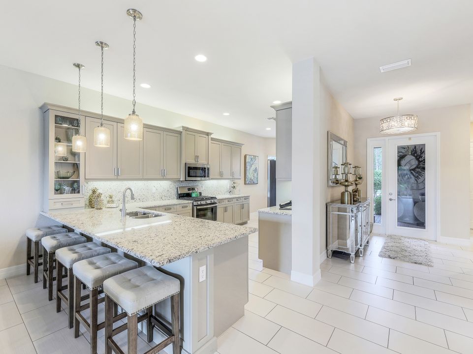 4189 Amelia Wy, Naples, FL 34119