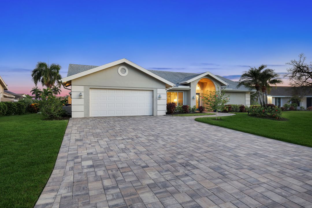 3803 Essex Pl, Bonita Springs, FL 34134