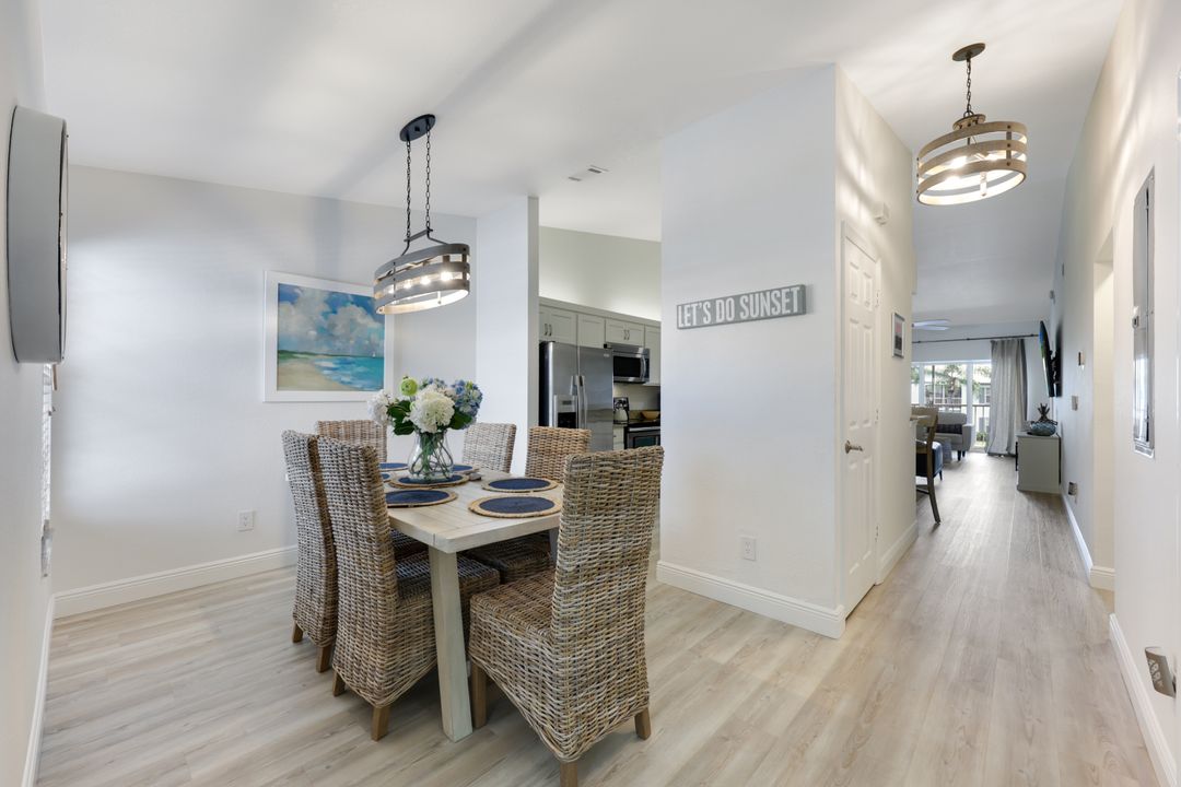 824 Tanbark Dr #204, Naples, FL 34108