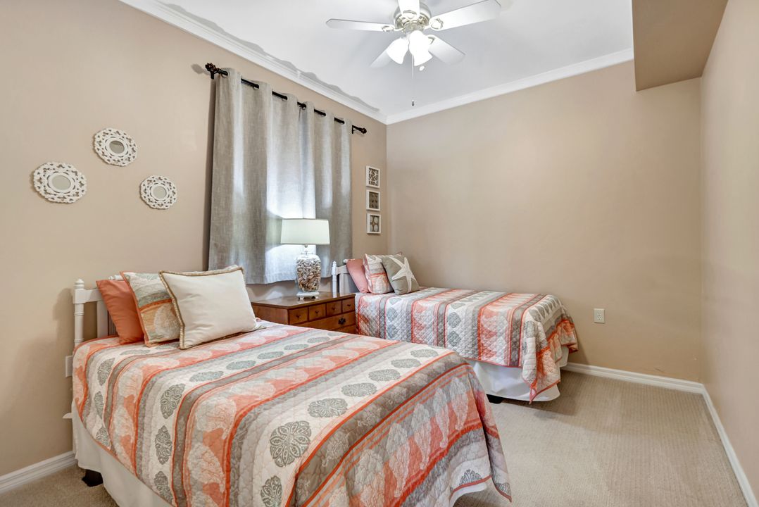 16605 Lake Cir Dr #322, Fort Myers, FL 33908