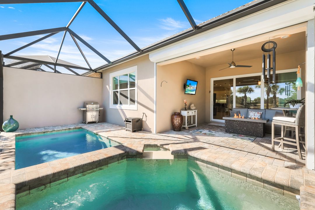 5802 Haiti Dr, Naples, FL 34112