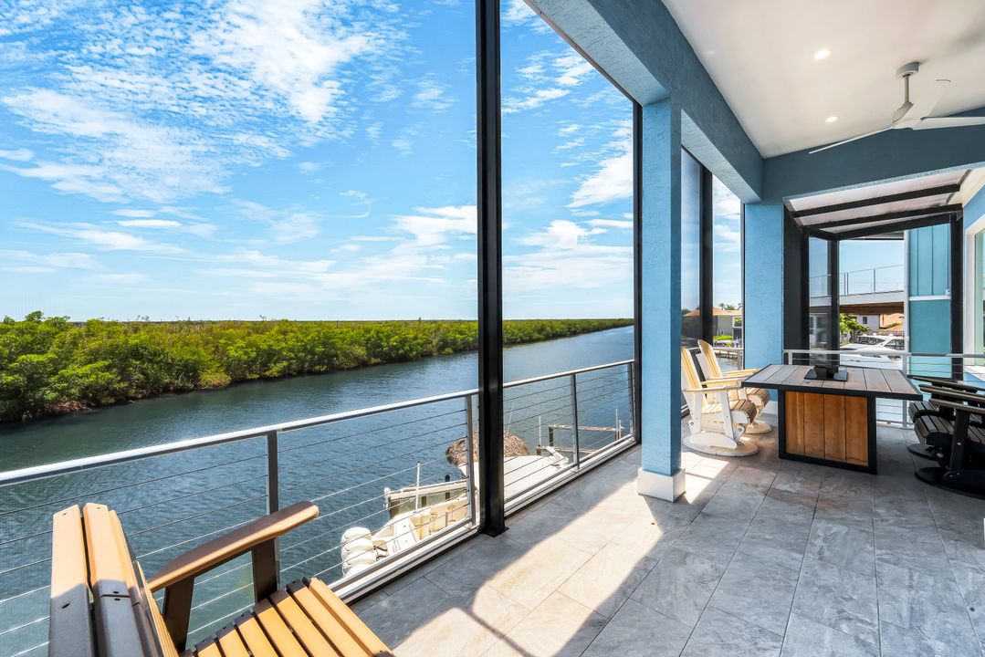 5826 Shell Cove Drive, Cape Coral, FL 33914
