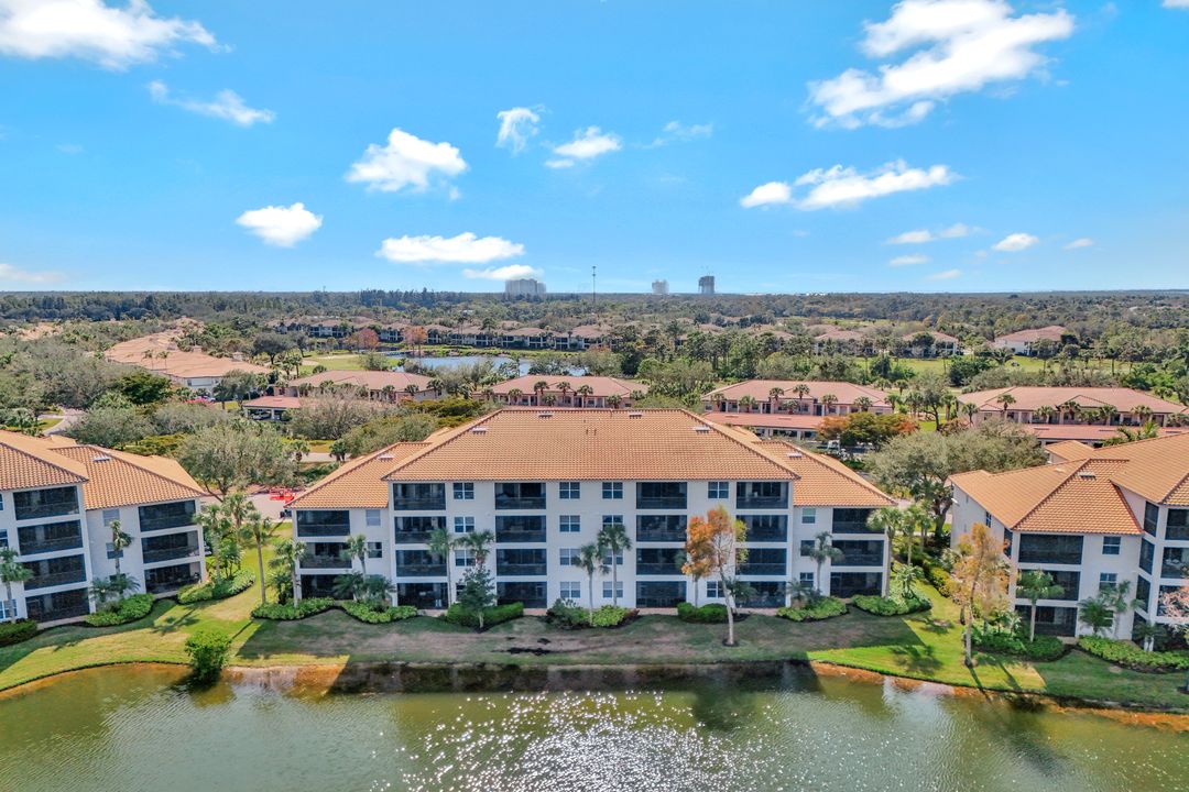 4640 Turnberry Lake Dr #206, Estero, FL 33928