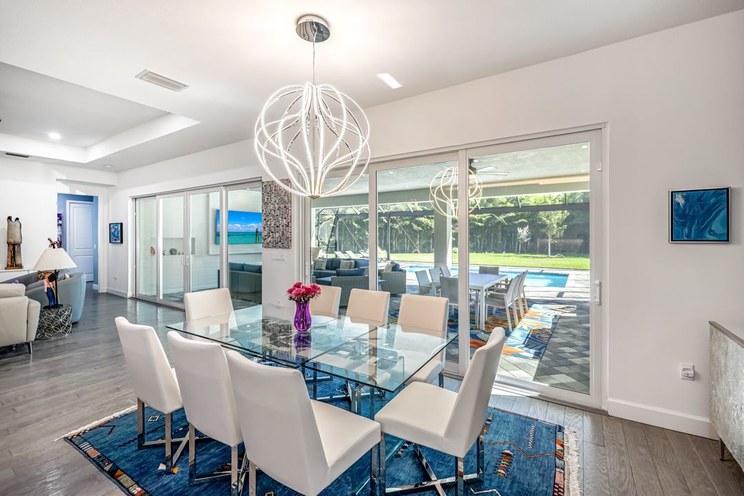 12083 Azalea Wy, Naples, FL 34120