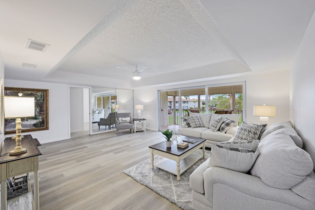 259 Winners Cir Unit 4, Naples, FL 34112