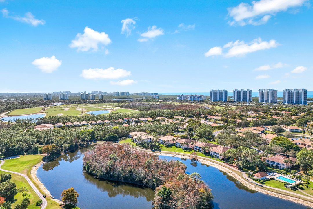 524 Lake Louise Cir #504, Naples, FL 34110