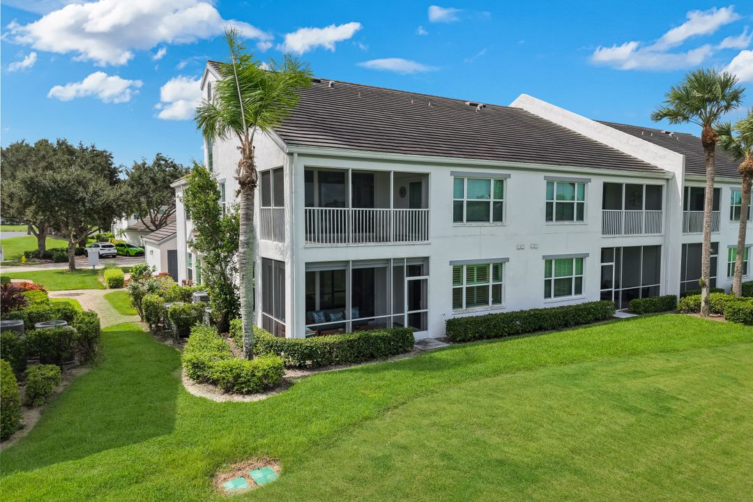 5936 Sand Wedge Ln #1604, Naples, FL 34110