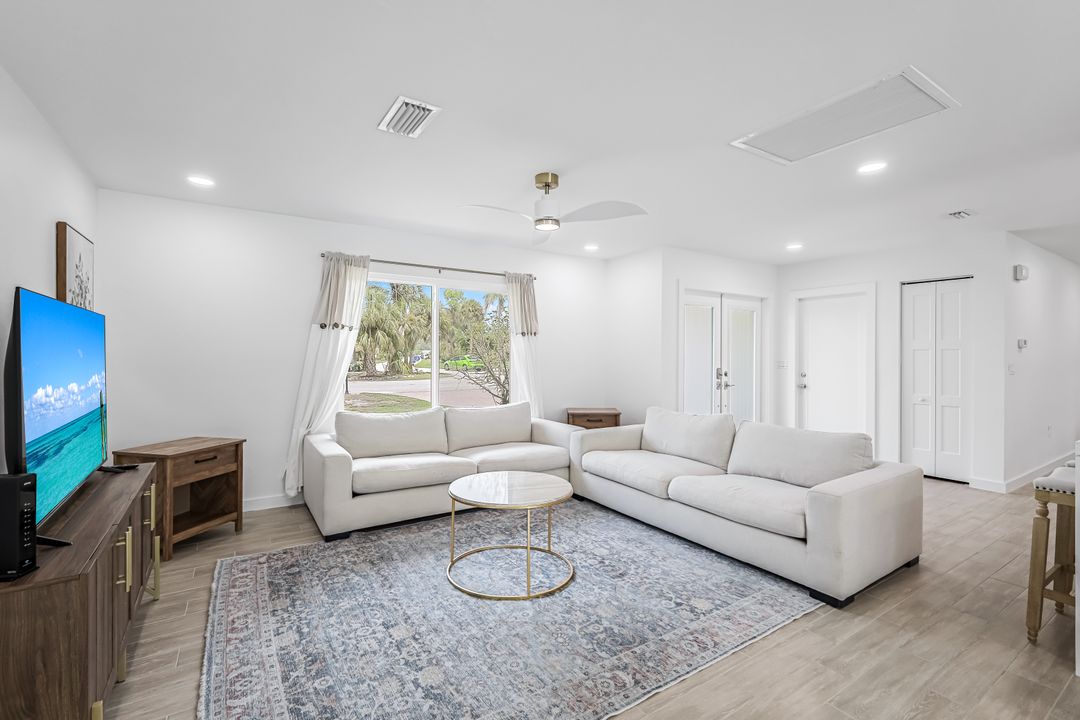 27164 Edenbridge Ct, Bonita Springs, FL 34135