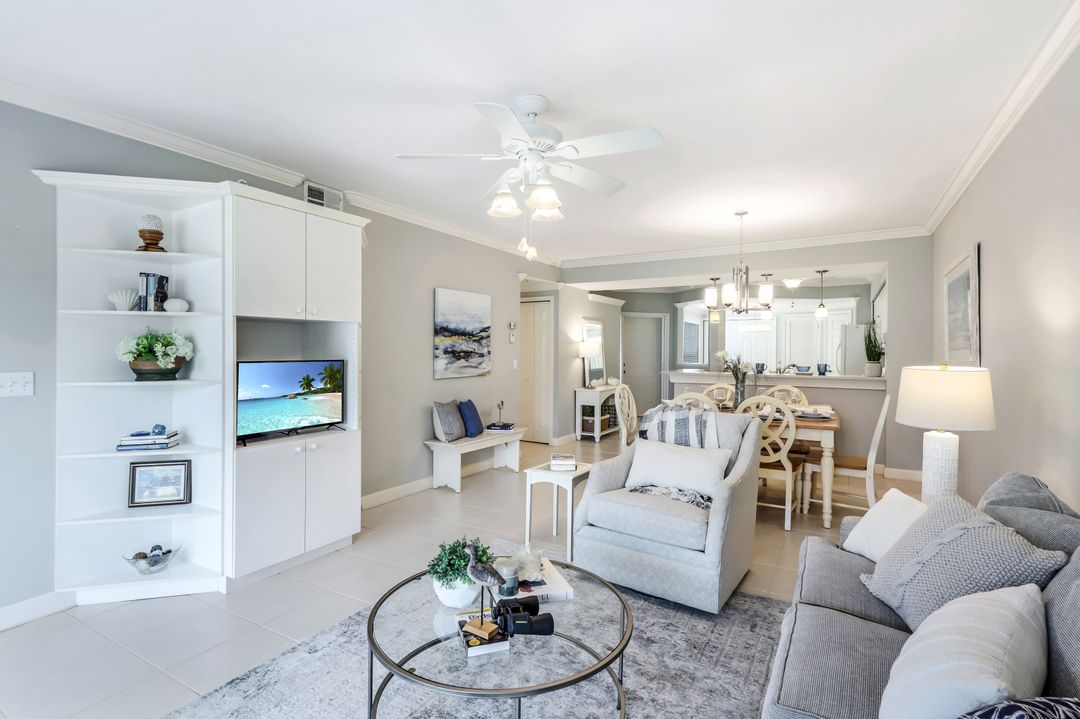 4970 Deerfield Way #103, Naples, FL 34110