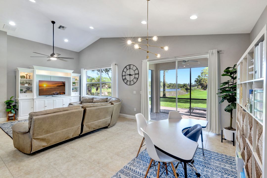 1574 Double Eagle Trail, Naples, FL 34120