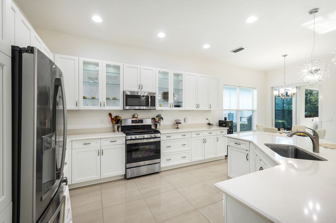 28604 Moraga Ln, Bonita Springs, FL 34135