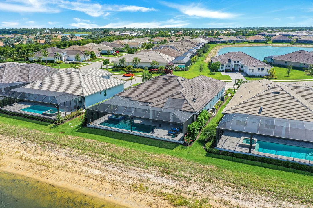 14448 Neptune Ave, Naples, FL 34114