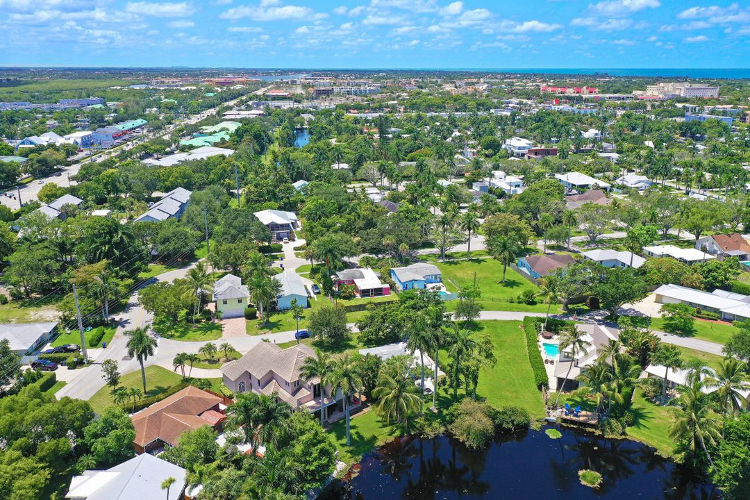 1245 8th Terrace N, Naples, FL 34102
