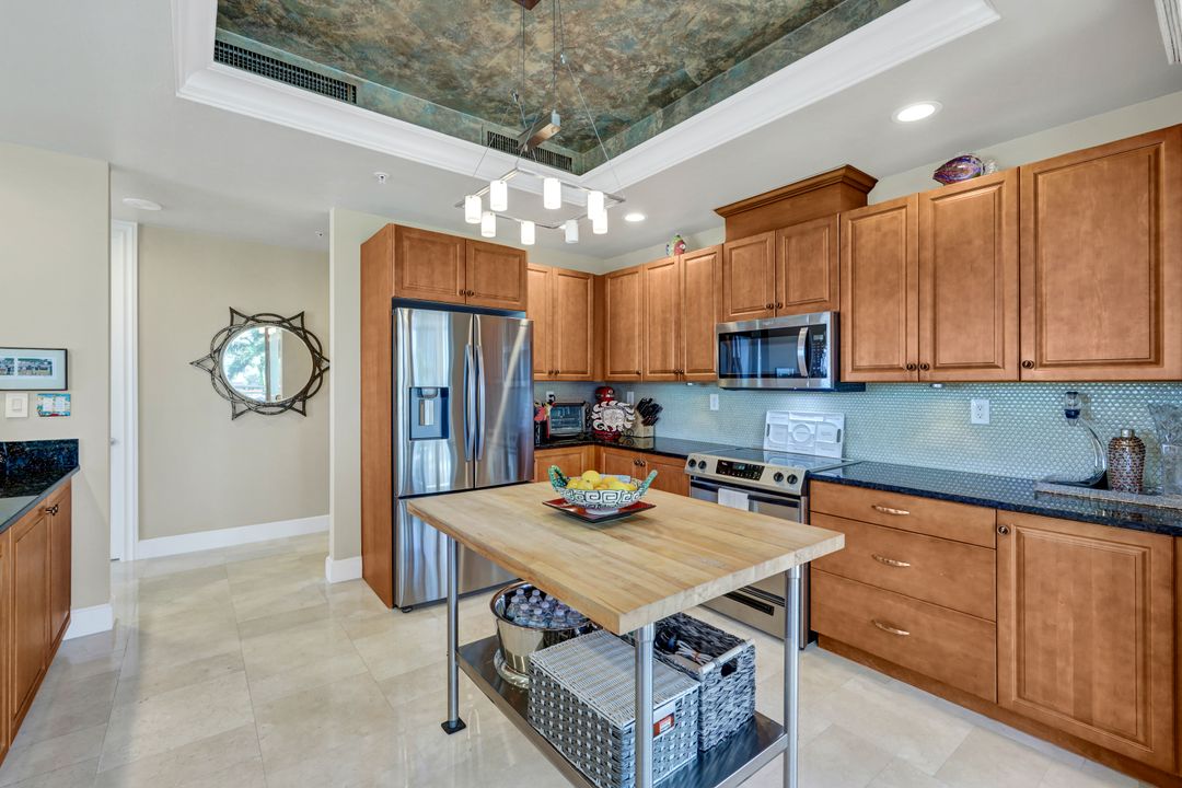 4951 Bonita Bay Blvd #401, Bonita Springs, FL 34134